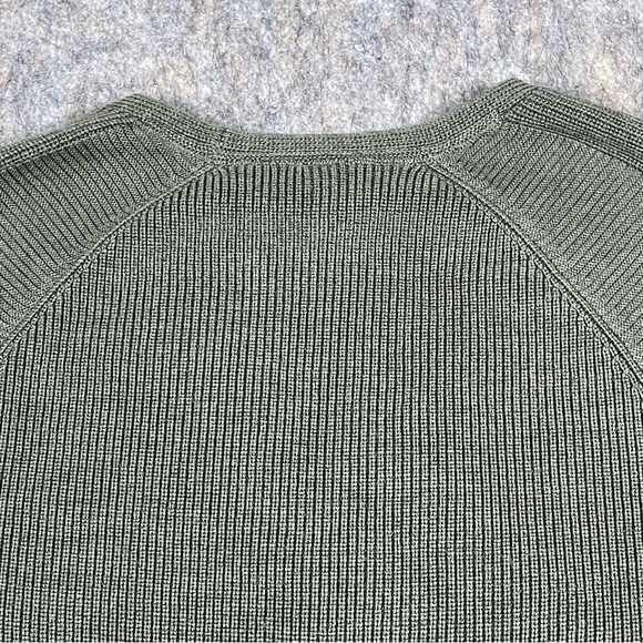 Athleta Hanover V-Neck Merino Wool Blend Athleisure Layering Oversized Sweater M - Picture 13 of 14